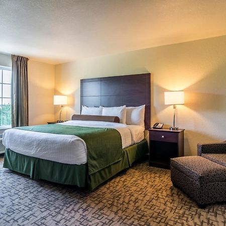 Cobblestone Hotel & Suites - Ері Екстер'єр фото