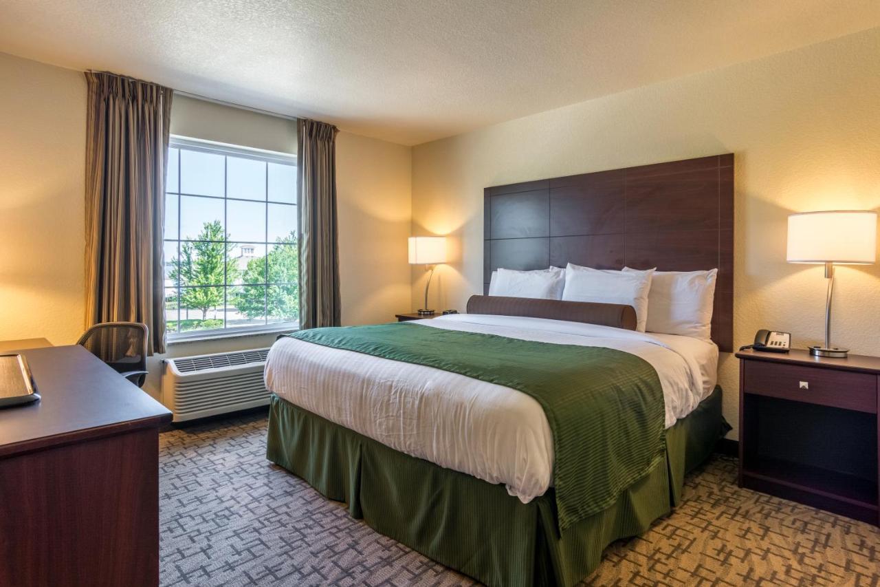 Cobblestone Hotel & Suites - Ері Екстер'єр фото